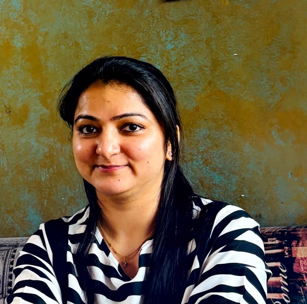Dr. Surbhi Mahajan